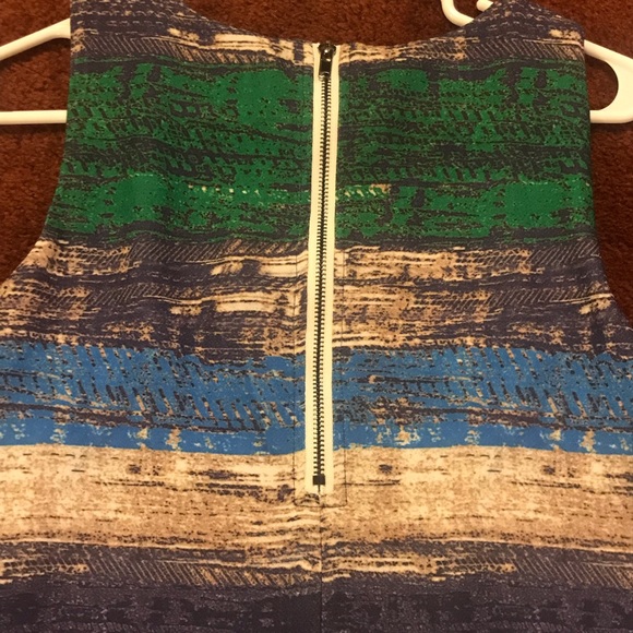 Dress - Picture 5 of 5